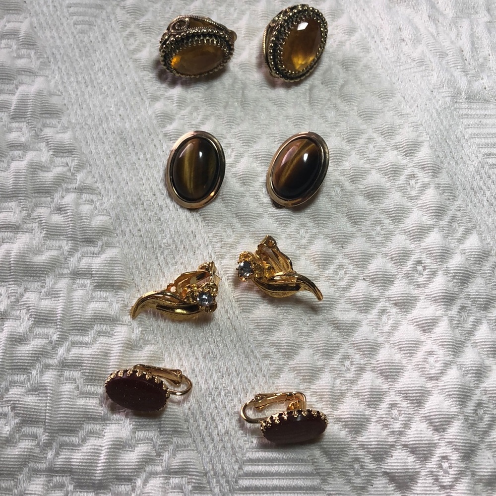 Vintage clip on earrings 4 pairs